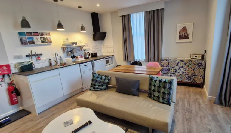 Compare Apartment Hotels: The Definitive Extended-Stay Guide