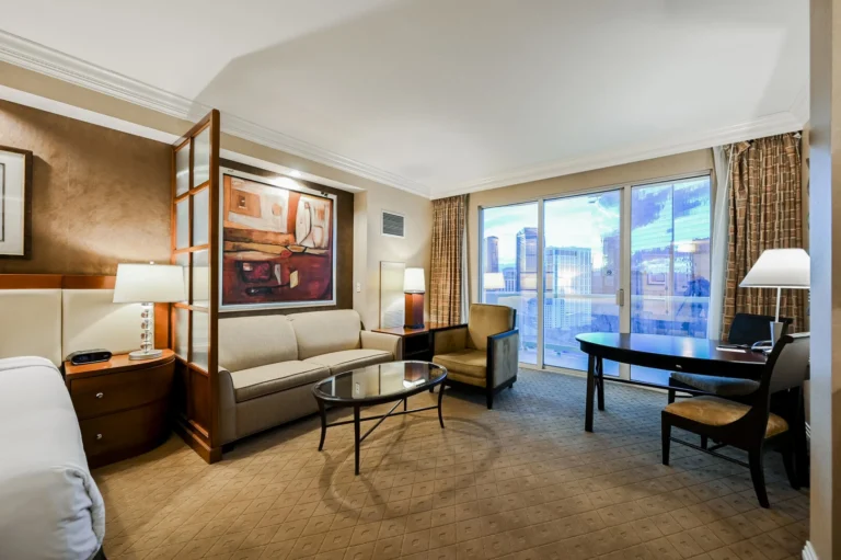 Luxury Apartment Hotels USA: Master Frameworks for Extended-Stay Assets